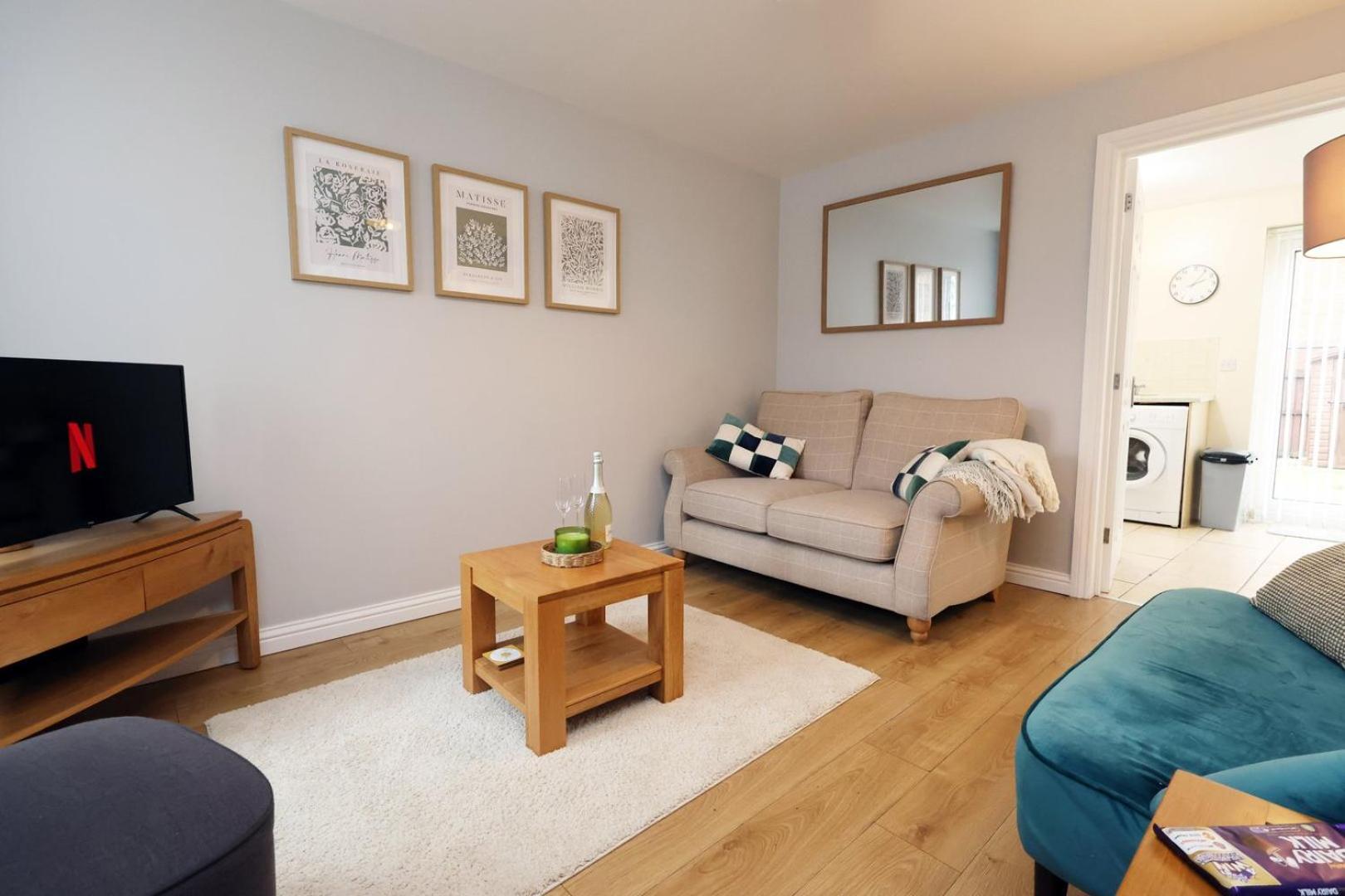 Apartmán Relaxing 2-Bed Coastal Escape In Port Talbot Exteriér fotografie