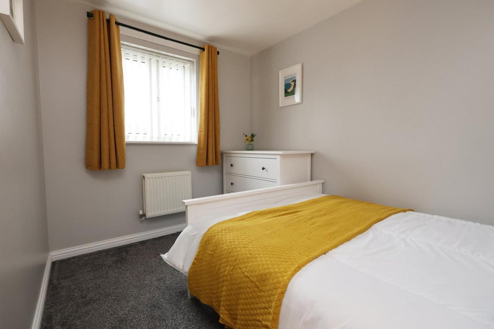 Apartmán Relaxing 2-Bed Coastal Escape In Port Talbot Exteriér fotografie