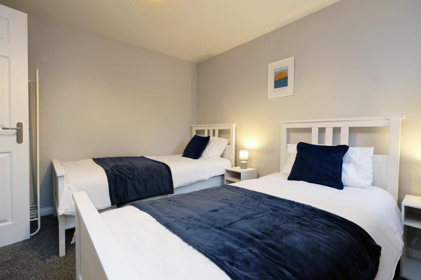 Apartmán Relaxing 2-Bed Coastal Escape In Port Talbot Exteriér fotografie